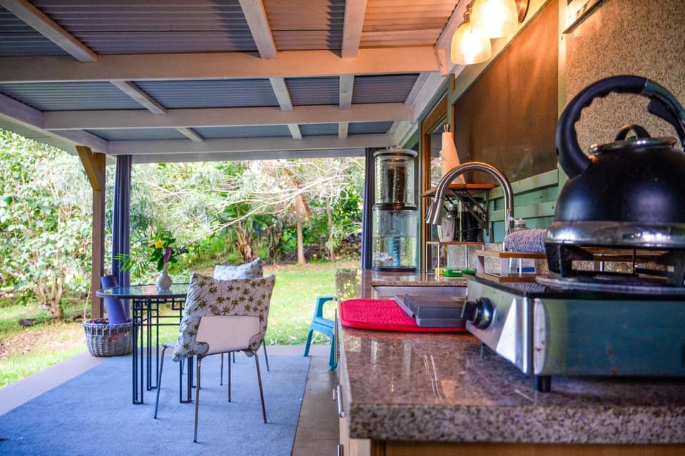 Gingerhill Farm Retreat Hotel in South Kona