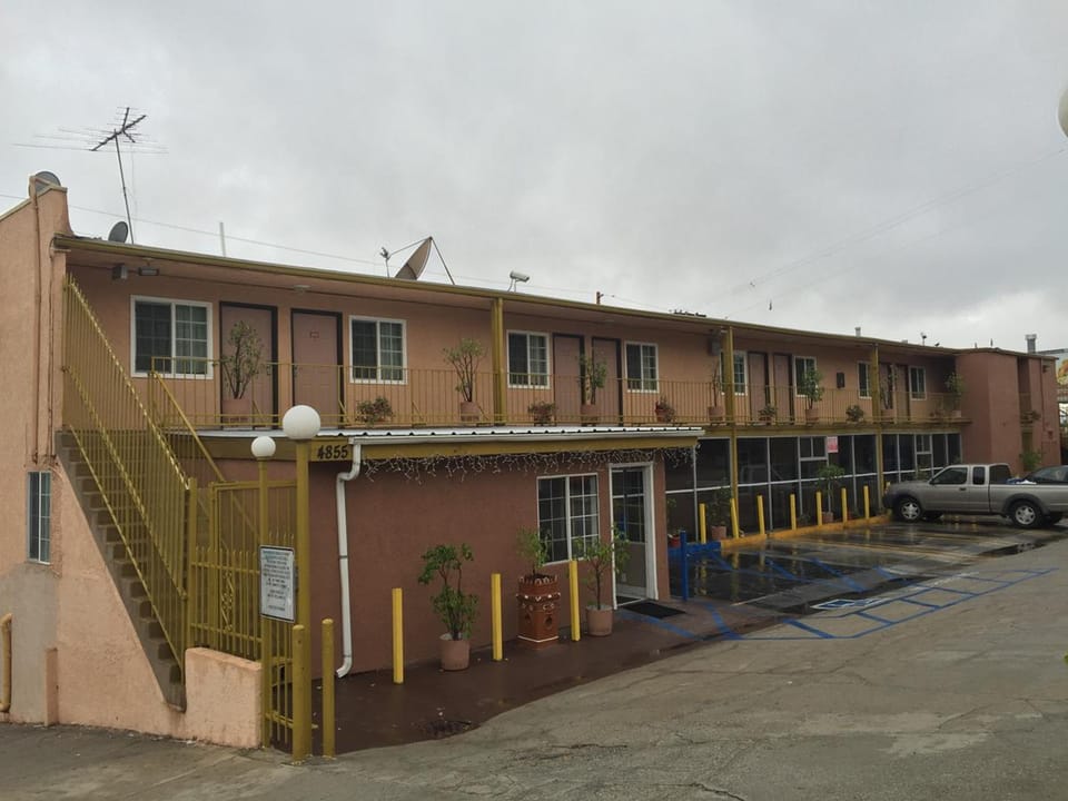 Highland Park Motel Motel in Eagle Rock