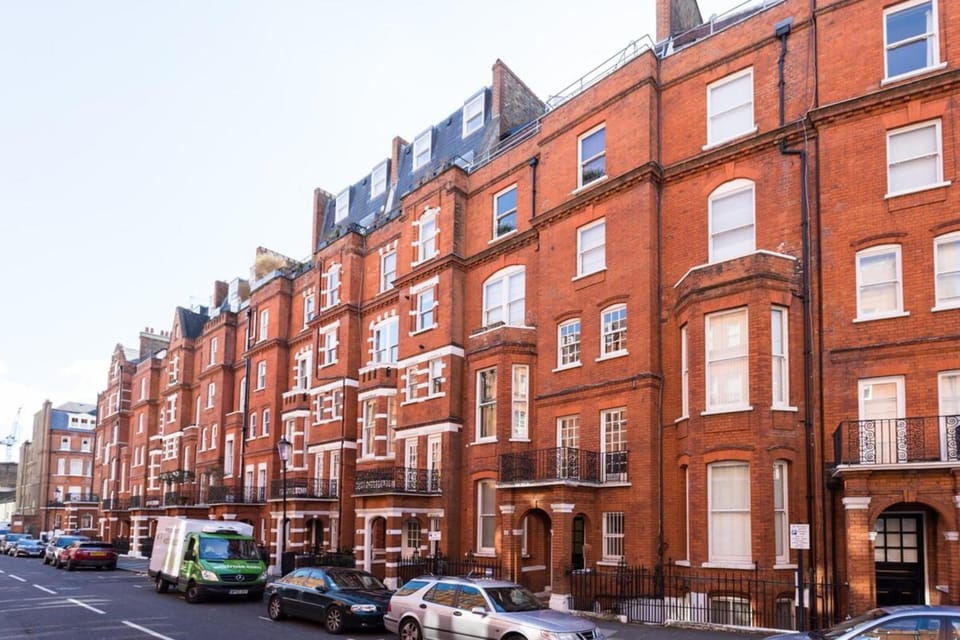 Modern 1 bed Flat in Knightsbridge Inn in City of Westminster