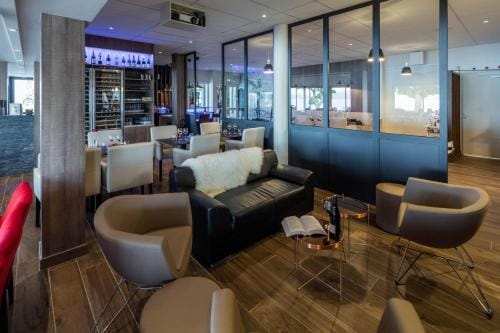 Les Terrasses Du Lac Hotel in Auvergne-Rhône-Alpes