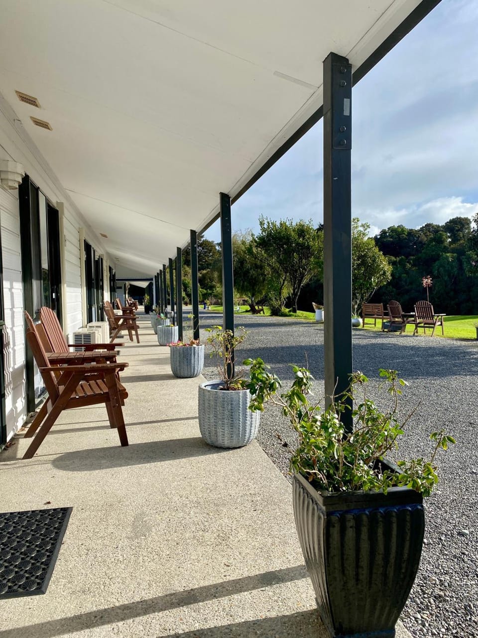 Heritage Park Lodge Motel in West Coast