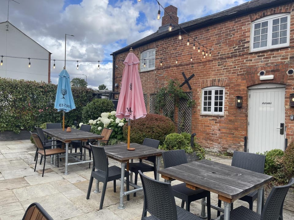 The Three Pigeons Inn in Banbury