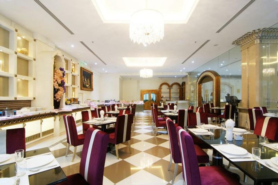LK Miracle Suite Hotel in Pattaya City