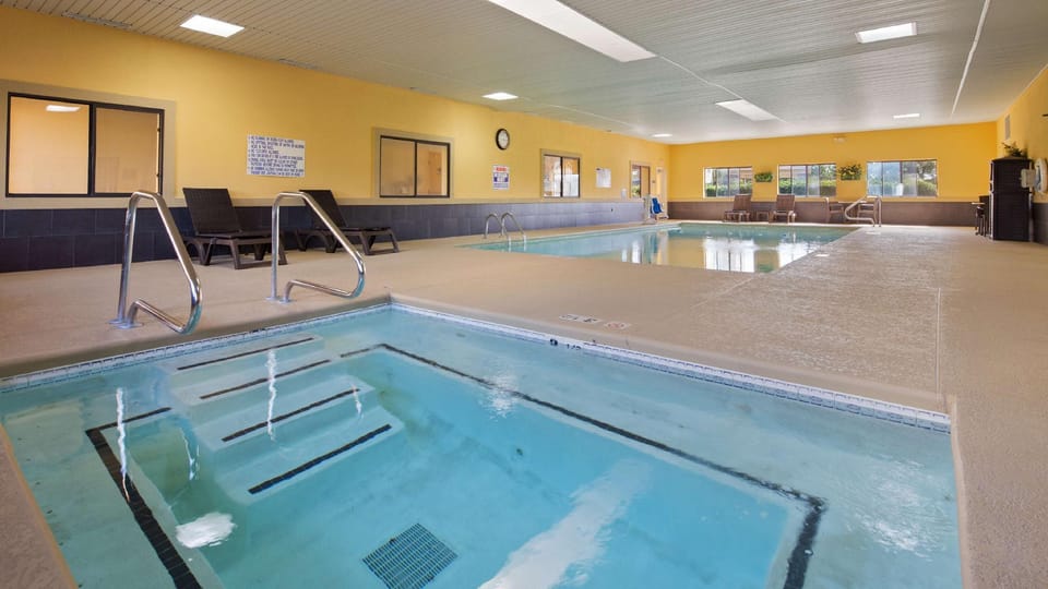 Best Western Inn & Suites Hotel in Warner Robins