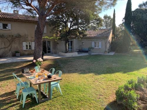 Maison Les Chenes Hotel in Provence-Alpes-Côte d'Azur
