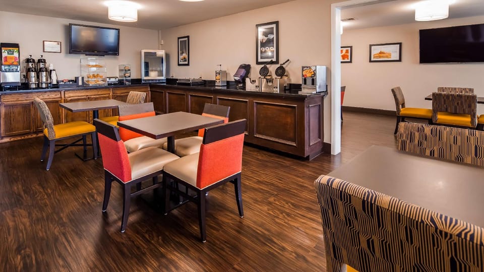 Best Western Inn & Suites Hotel in Rio Grande