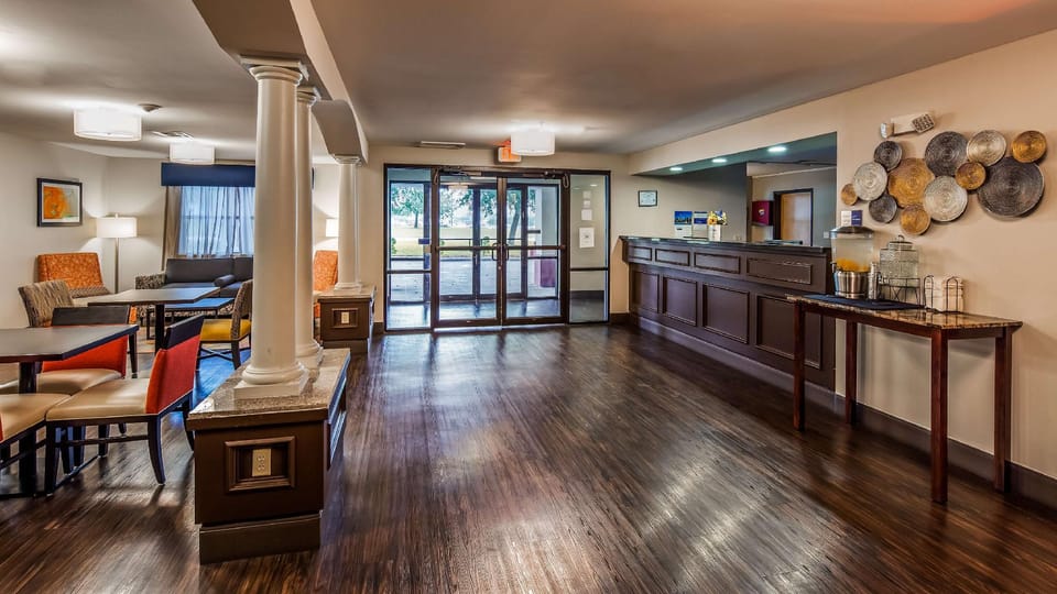 Best Western Inn & Suites Hotel in Rio Grande