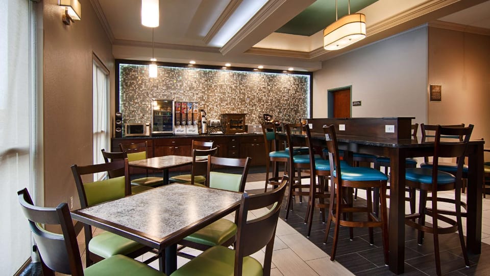 Best Western Elkhart Inn & Suites Hotel in Elkhart