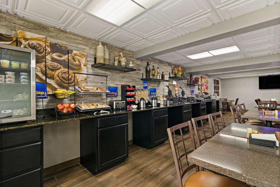 Best Western Windsor Suites Hotel in Fayetteville