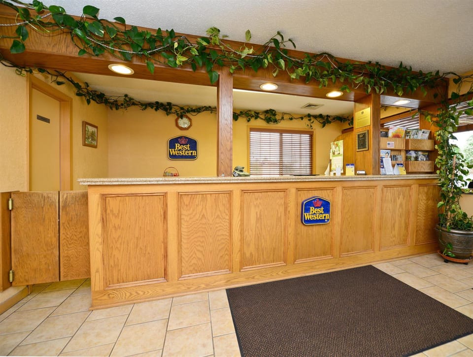 Village Inn of Hardy Hotel in Hardy