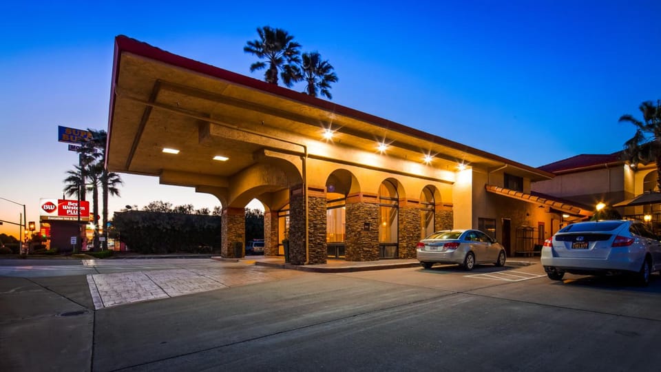Best Western Plus Executive Inn & Suites Hotel in Manteca