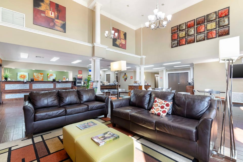 Best Western Inn & Suites Hotel in New Braunfels
