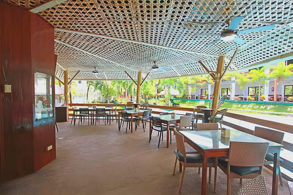 Harmony Hotel Hotel in Panglao
