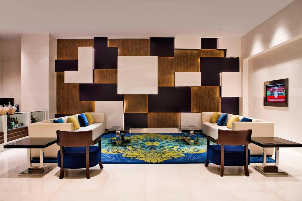 Courtyard by Marriott Hangzhou Wulin Hotel in Hangzhou