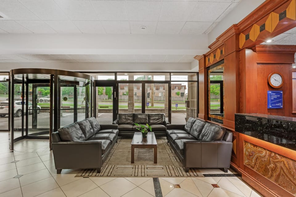 Best Western Plus Cobourg Inn & Convention Centre Hotel in Cobourg