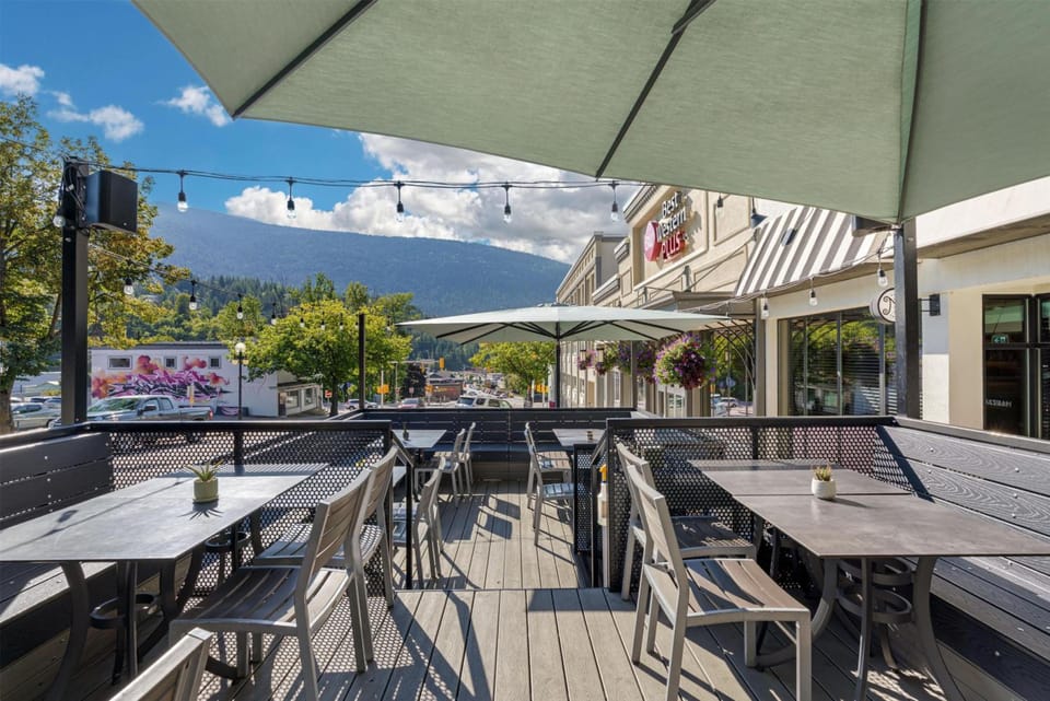 Best Western Plus Baker Street Inn Hotel in Nelson