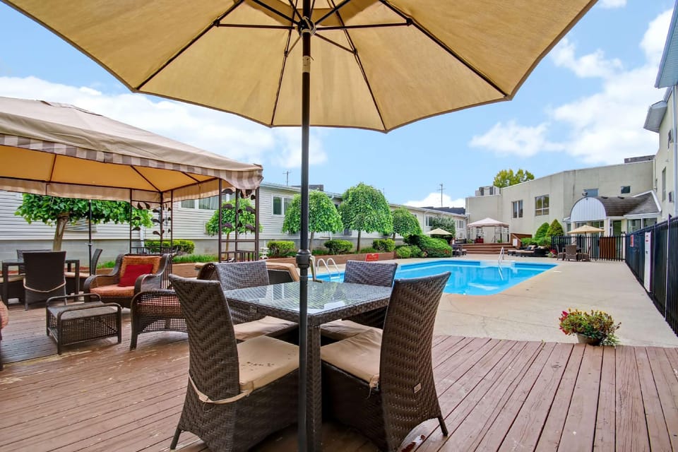 Best Western Little River Inn Hotel in Lake Erie