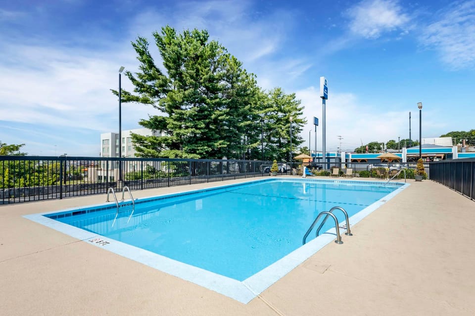 Best Western Thunderbird Motel Hotel in Cookeville