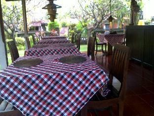 Bayumantra Bungalows Hotel in Buleleng