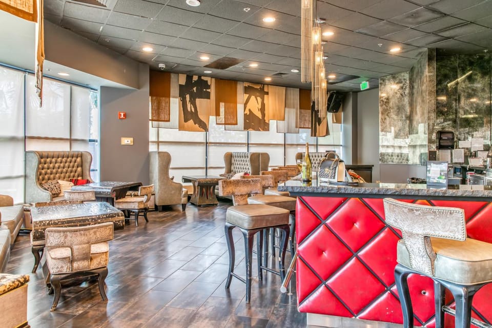 Hotel Huntington Beach Hotel in Westminster