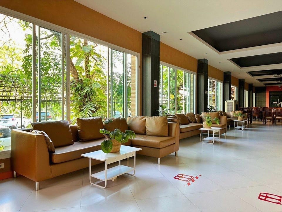 Twin Hotel Hotel in Wichit