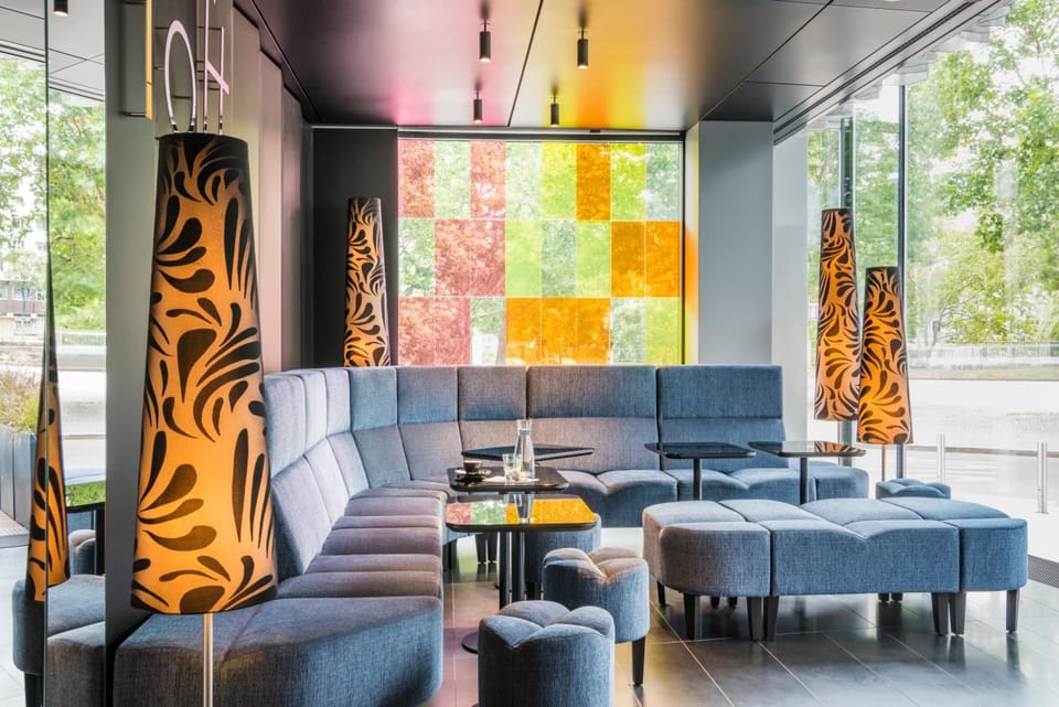 Bar/lounge