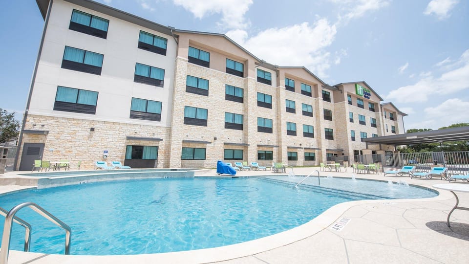 Holiday Inn Express & Suites Dripping Springs - Austin Area By IHG Hotel in Dripping Springs