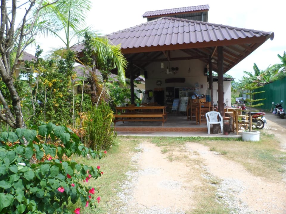 Khao Lak Summer House Resort Resort in Khuekkhak