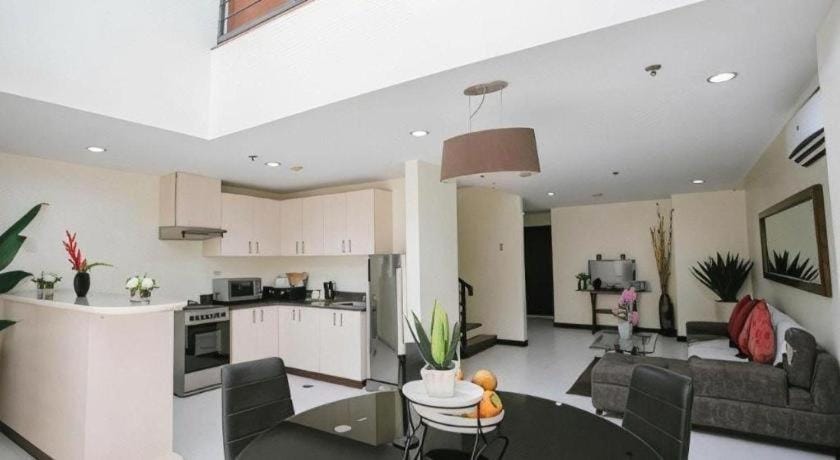 Diamond Suites & Residences Hotel in Lapu-Lapu City