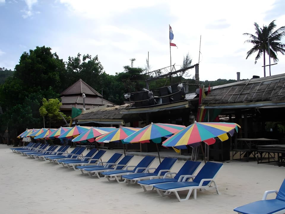 Phi Phi Twin Palms Bungalow Resort in Krabi Changwat