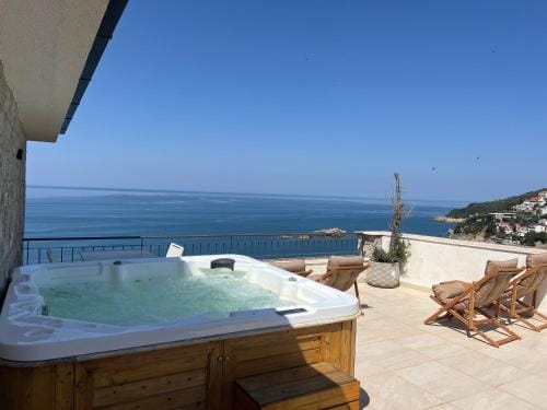 Hotel Pirate Old Town Hotel in Ulcinj