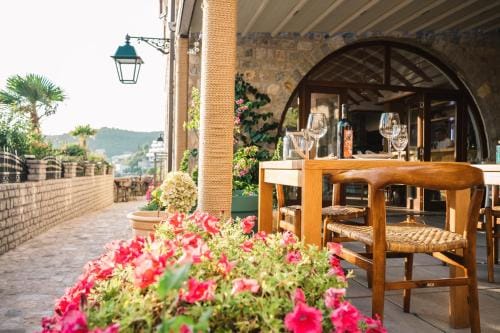 Hotel Pirate Old Town Hotel in Ulcinj