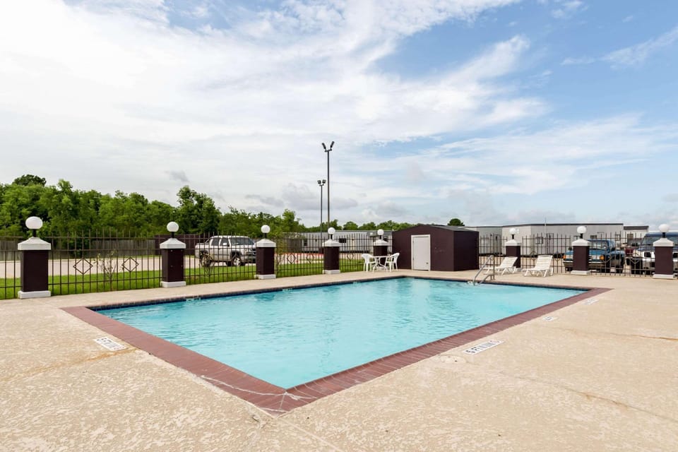 Suburban Studios Beaumont Hotel in Beaumont