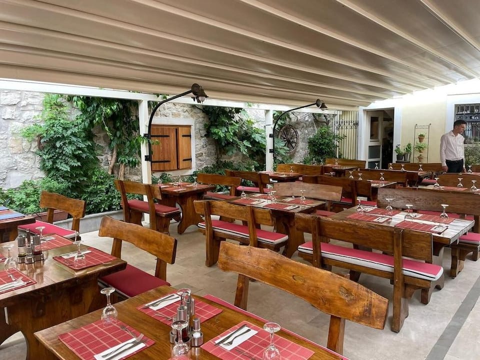 Aspalathos Residence Hotel in Split