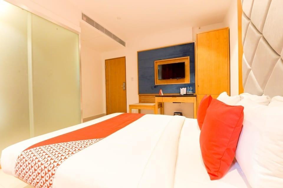 CONNECT INN Hotel in Kochi