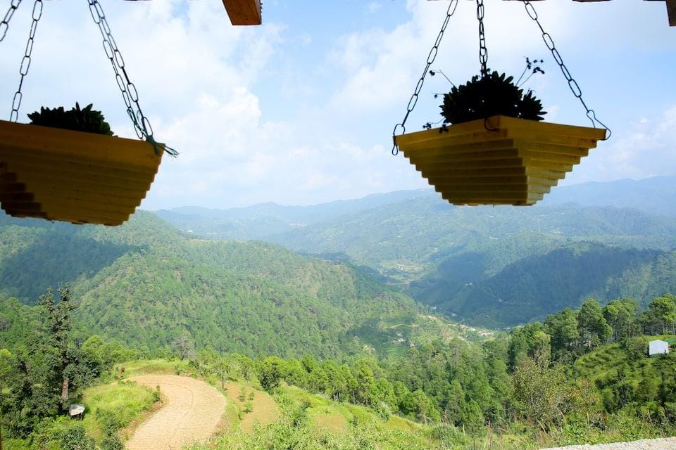 Banlekhi Mukteshwer Hotel in Uttarakhand