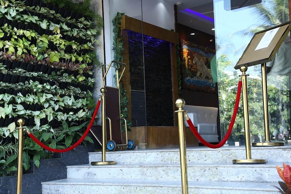 Victory Grand Palace Hotel in Bengaluru