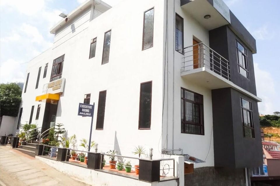 Golden Larch Residency Hotel in Ooty