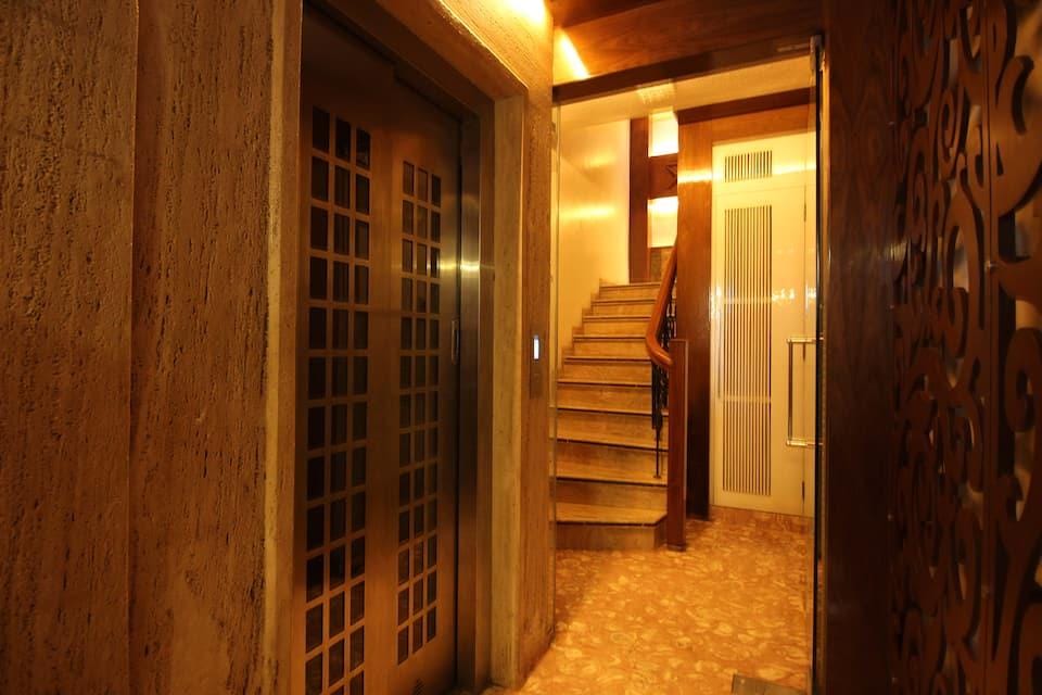 Hotel Sapna Hotel in Mumbai