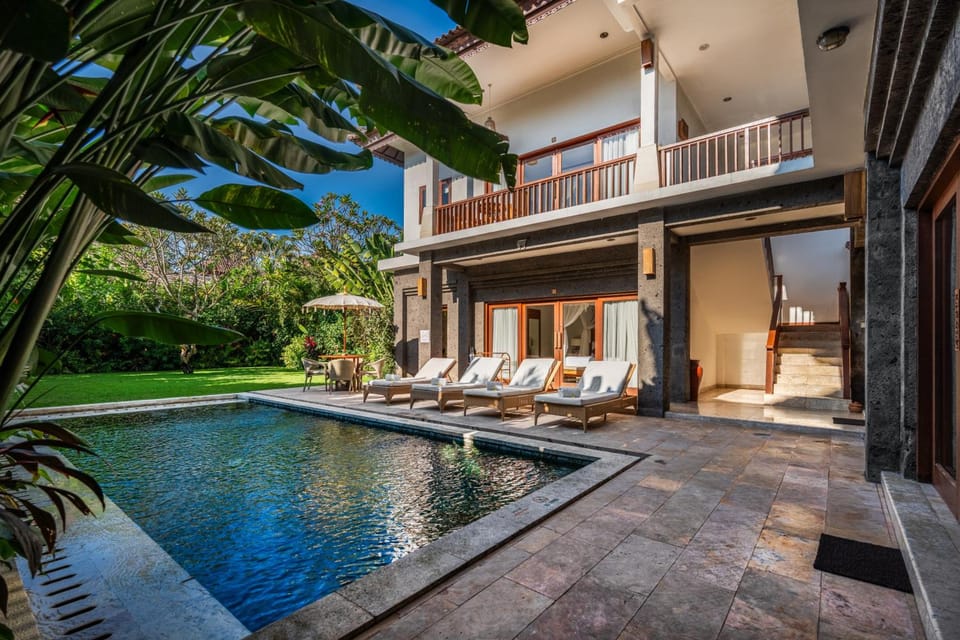 Desa Swan Villas & Spa, Keramas Resort in Blahbatuh
