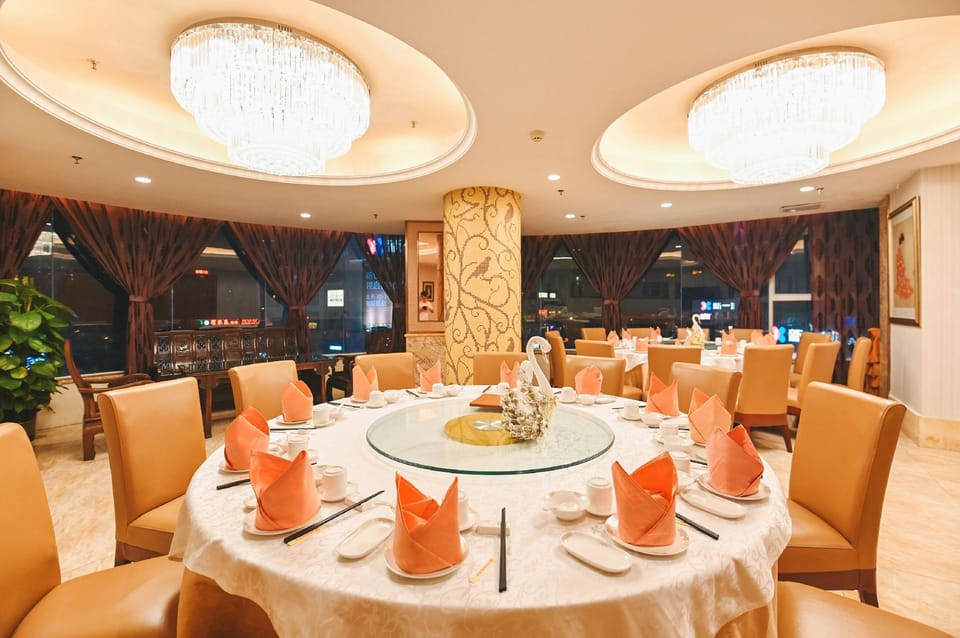 Royal Plaza Hotel Guangzhou Hotel in Guangzhou