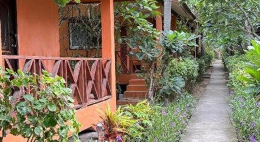 Nat Resort Koh Tao Resort in Ko Tao