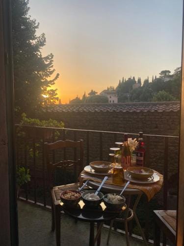 Suite Romantica con Giardino in Dimora Storica - Camera e Appartamento - B&B Palazzo Robicci Hotel in Castiglion Fiorentino