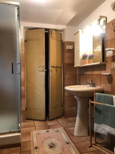 Suite Romantica con Giardino in Dimora Storica - Camera e Appartamento - B&B Palazzo Robicci Hotel in Castiglion Fiorentino