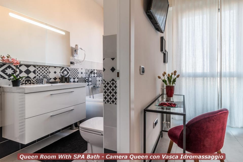 4 Star Bologna Train Station - Self Check-In Apartment hotel in Bologna