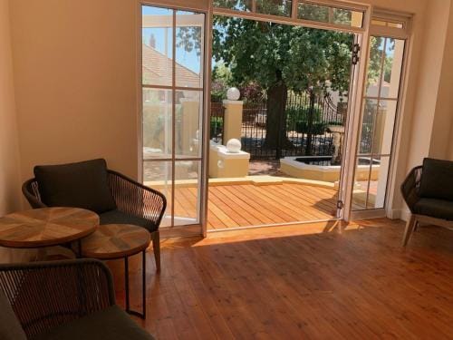 De Haas Luxury Living at Villa Grande Hotel in Stellenbosch