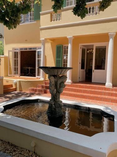 De Haas Luxury Living at Villa Grande Hotel in Stellenbosch