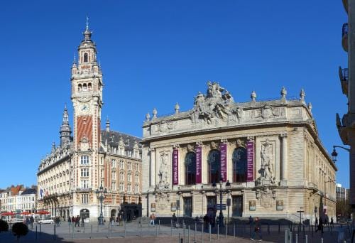 COLIVING TOUT CONFORT- LOOS LES LILLE-MAISON PARTAGEE-7 chambres-5 sdb-6WC-LOOS LES LILLE Hotel in Lille