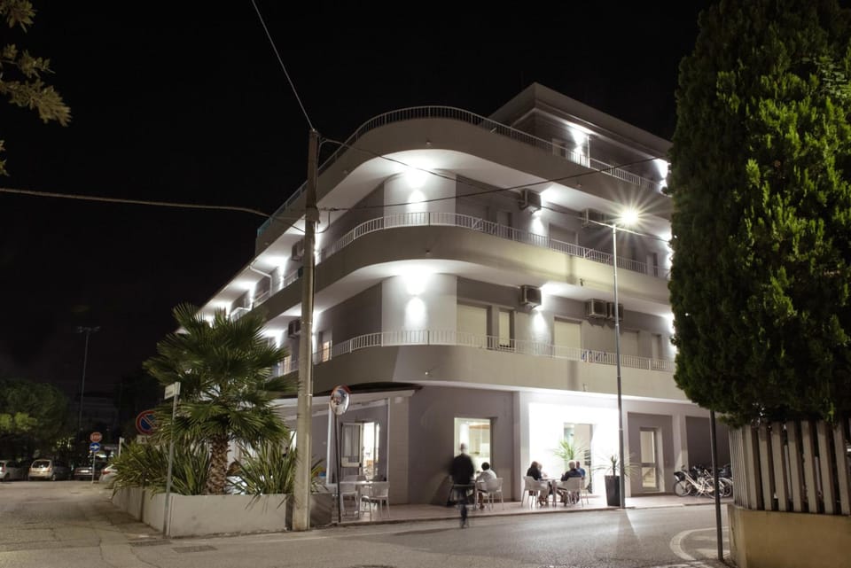 ADRIA BEACH HOTEL Hotel in Alba Adriatica