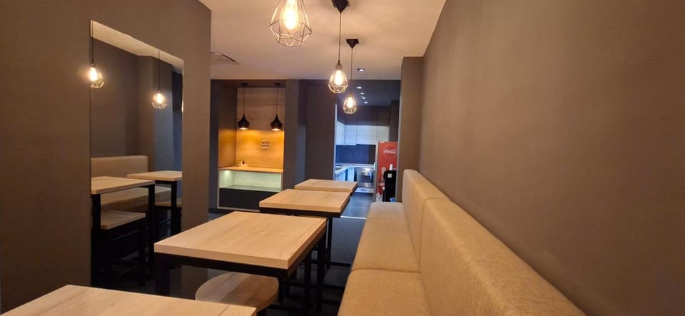 Super seven inn Hotel in Belgrade